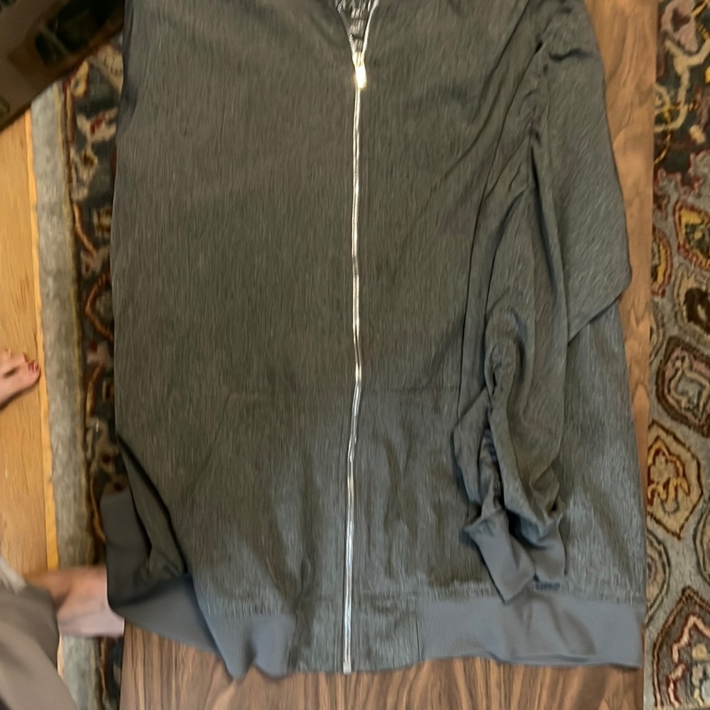 Jaanuu bomber style scrub jacket